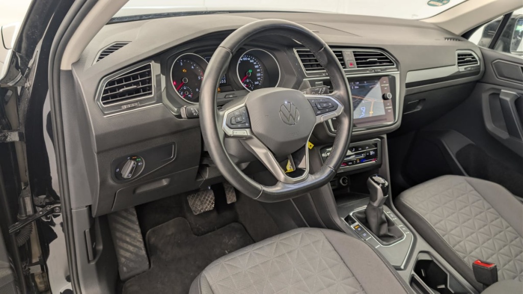 VOLKSWAGEN Tiguan 2.0 TDI 150ch DSG7 Life - ref: 1-374248 - Photo 15