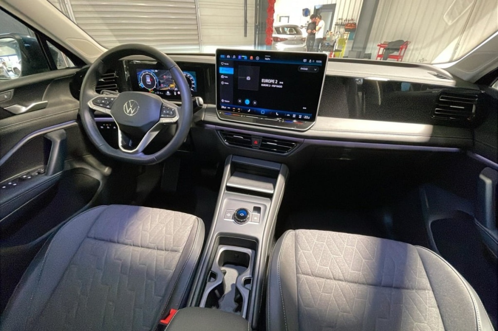 VOLKSWAGEN Tiguan 1.5 eTSI 131ch DSG7 Life Plus - ref: 1-374730 - Photo 12