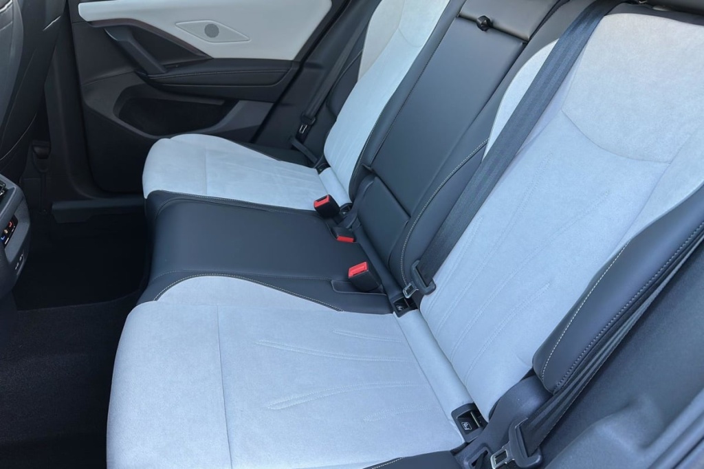 VOLKSWAGEN Tiguan 2.0 TDI 150ch DSG7 Elegance - ref: 1-374766 - Photo 10