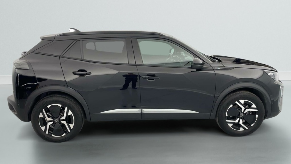 PEUGEOT 2008 50 kWh 136 ch GT - ref: 1-374861 - Photo 8