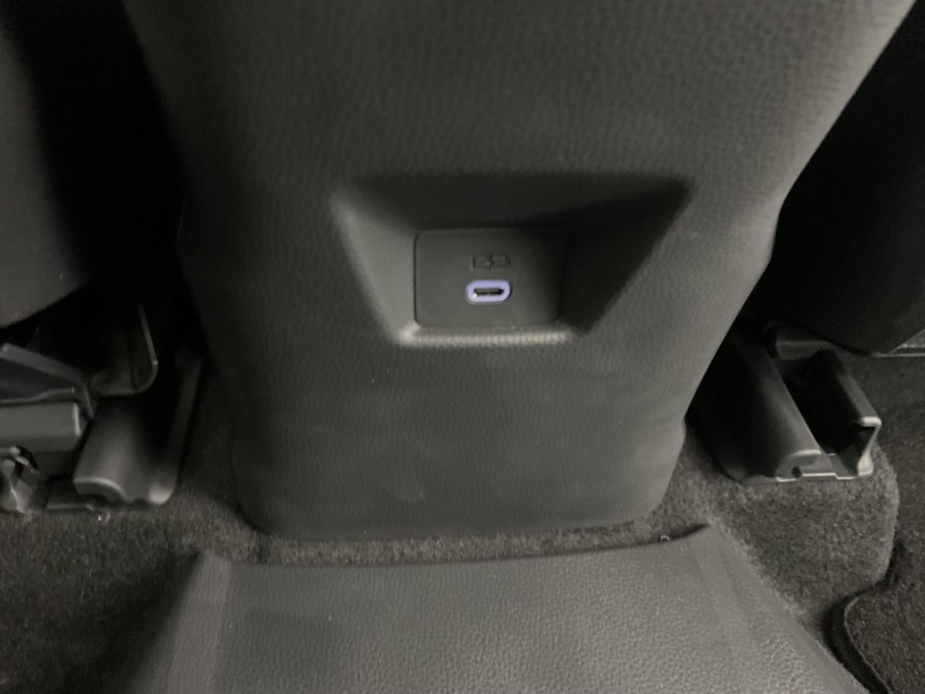 TOYOTA C-HR Hybride Rechargeable 225 Design - ref: 1-374878 - Photo 16