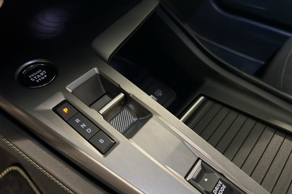 PEUGEOT 408 PHEV 180 e-EAT8 GT - ref: 1-374930 - Photo 16