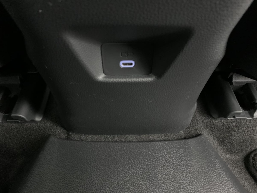 TOYOTA C-HR Hybride Rechargeable 225 Design - ref: 1-375282 - Photo 16