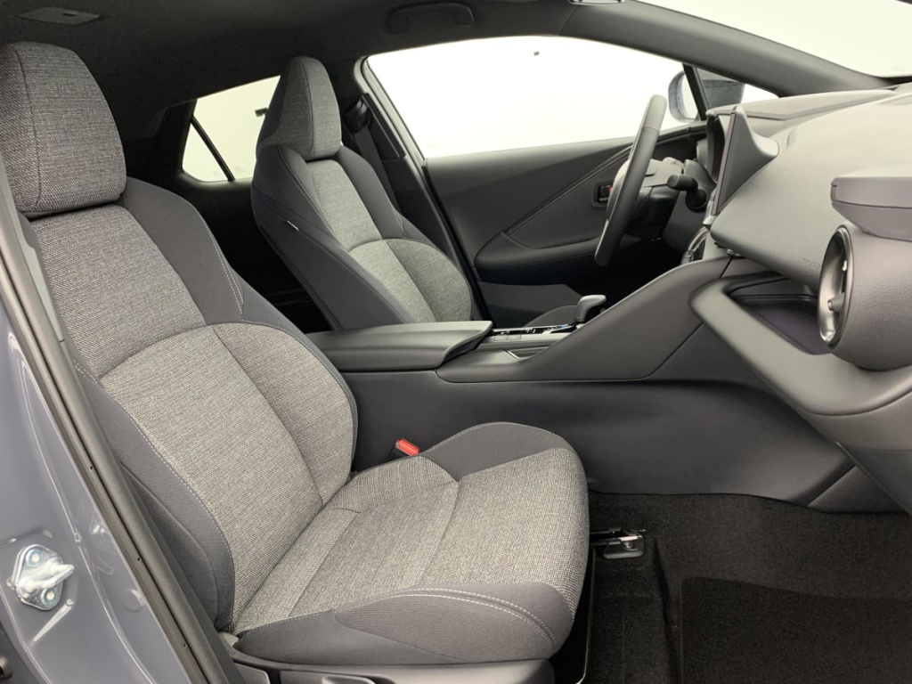 TOYOTA C-HR Hybride Rechargeable 225 Design - ref: 1-375286 - Photo 9