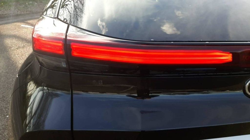 TOYOTA C-HR Hybride Rechargeable 225 Design - ref: 1-375295 - Photo 11