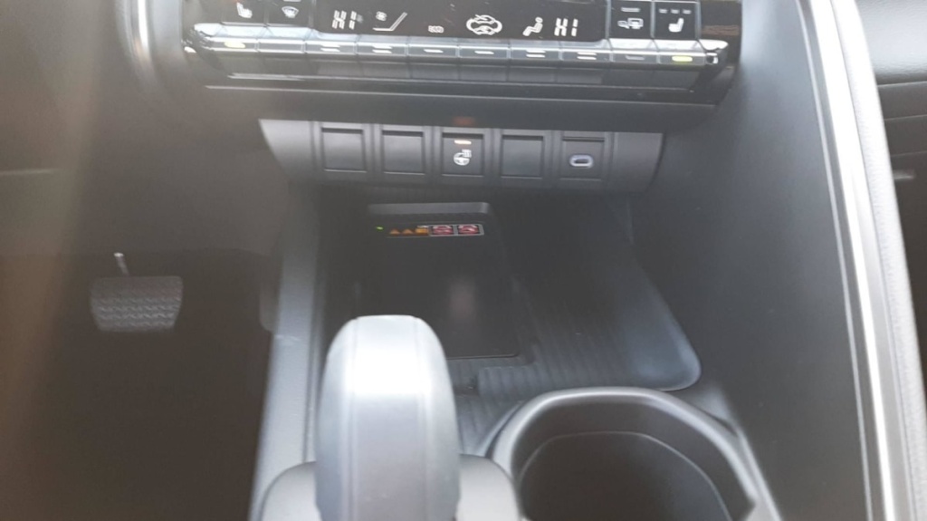 TOYOTA C-HR Hybride Rechargeable 225 Design - ref: 1-375295 - Photo 16