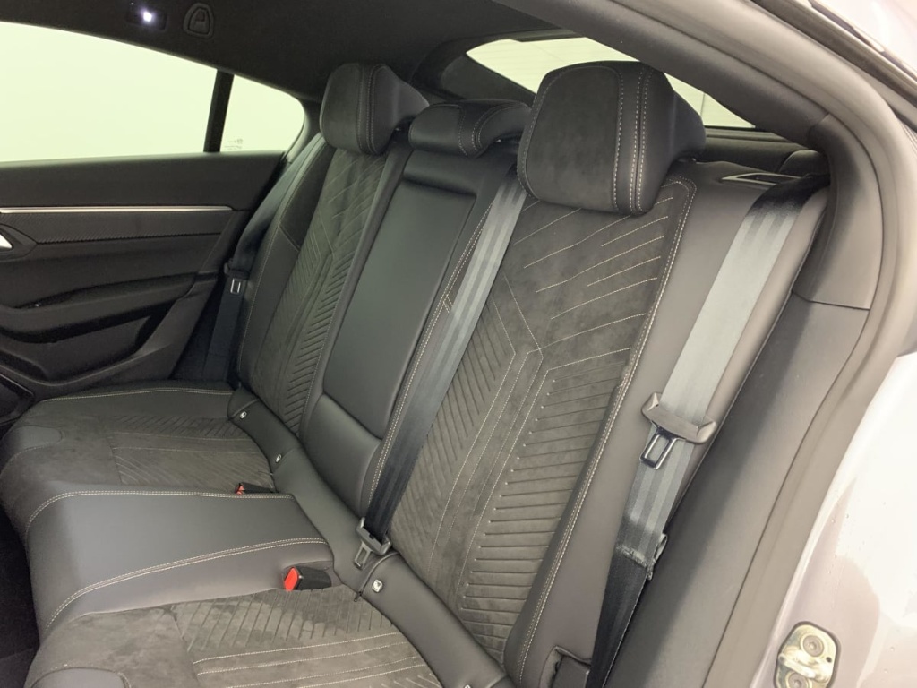 PEUGEOT 508 Hybrid 180 e-EAT8 Allure - ref: 1-375452 - Photo 19