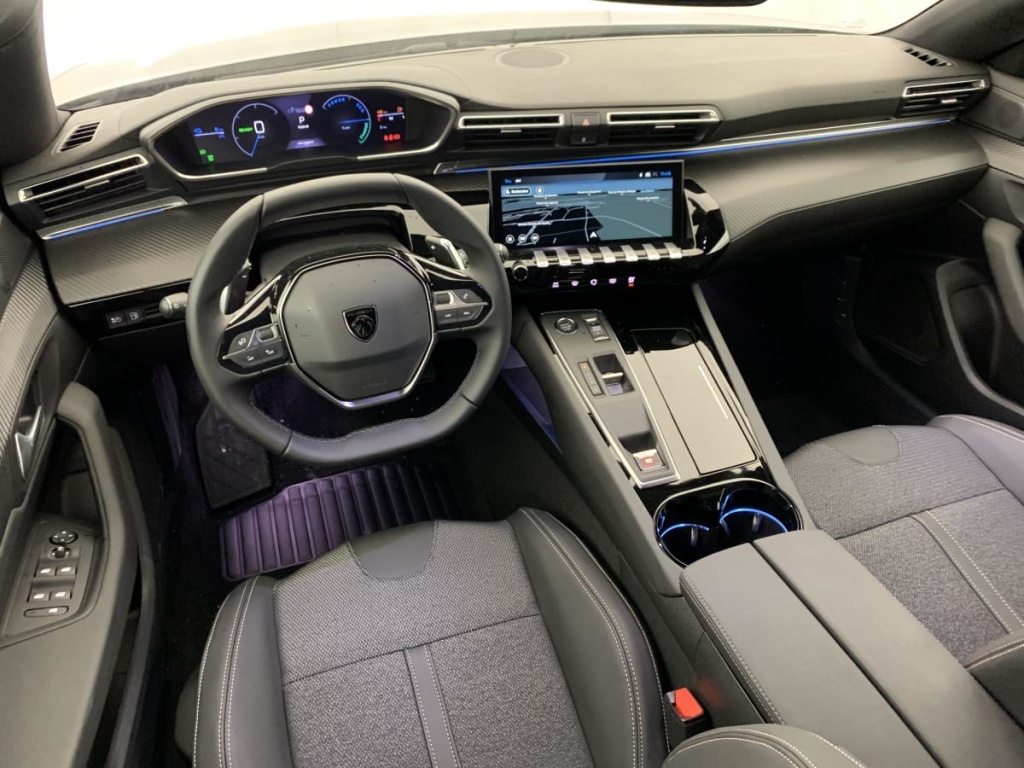 PEUGEOT 508 SW Hybrid 225 e-EAT8 Allure - ref: 1-375490 - Photo 14