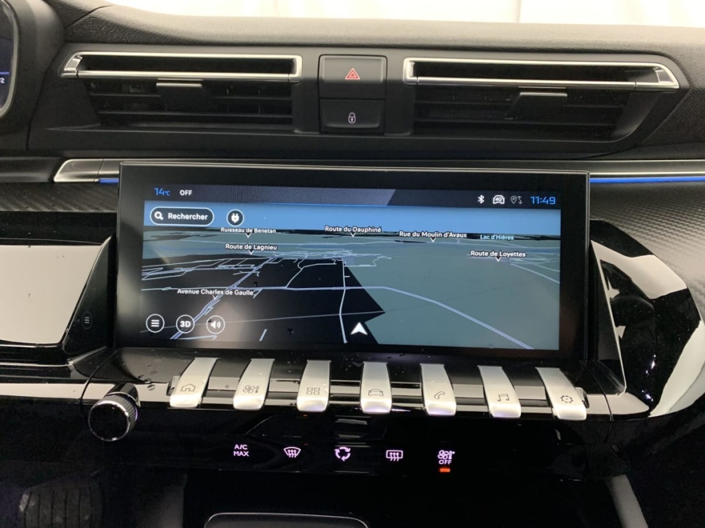 PEUGEOT 508 SW Hybrid 225 e-EAT8 Allure - ref: 1-375490 - Photo 17