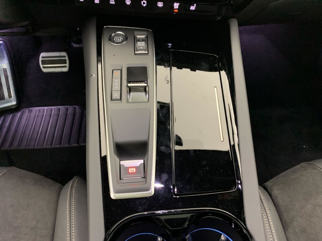 PEUGEOT 508 Hybrid 225 e-EAT8 Allure - ref: 1-375614 - Photo 17