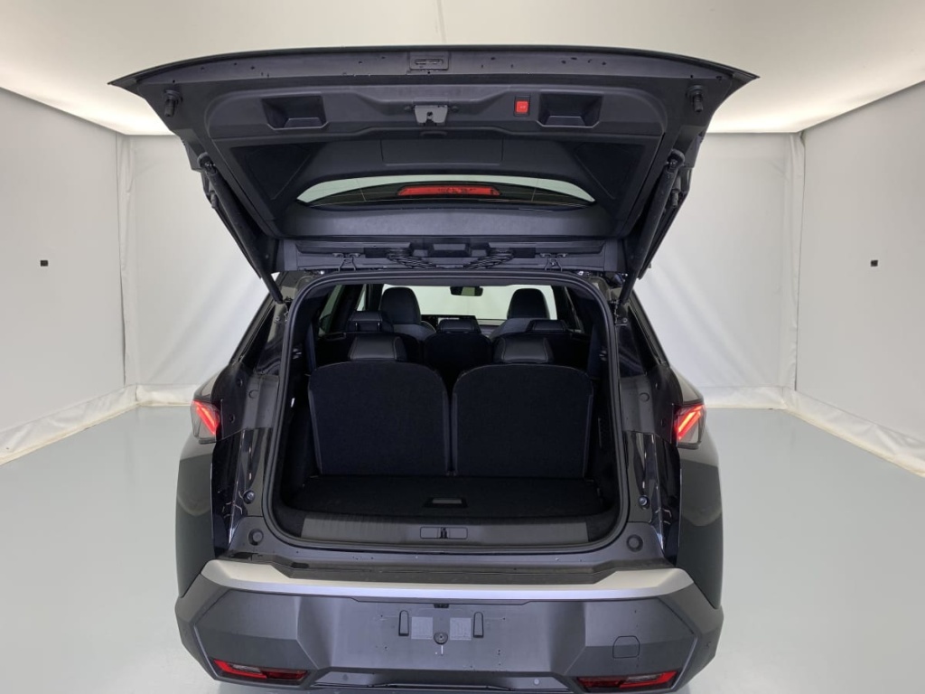 PEUGEOT 5008 Hybrid 145 e-DCS6 GT - ref: 1-375691 - Photo 13