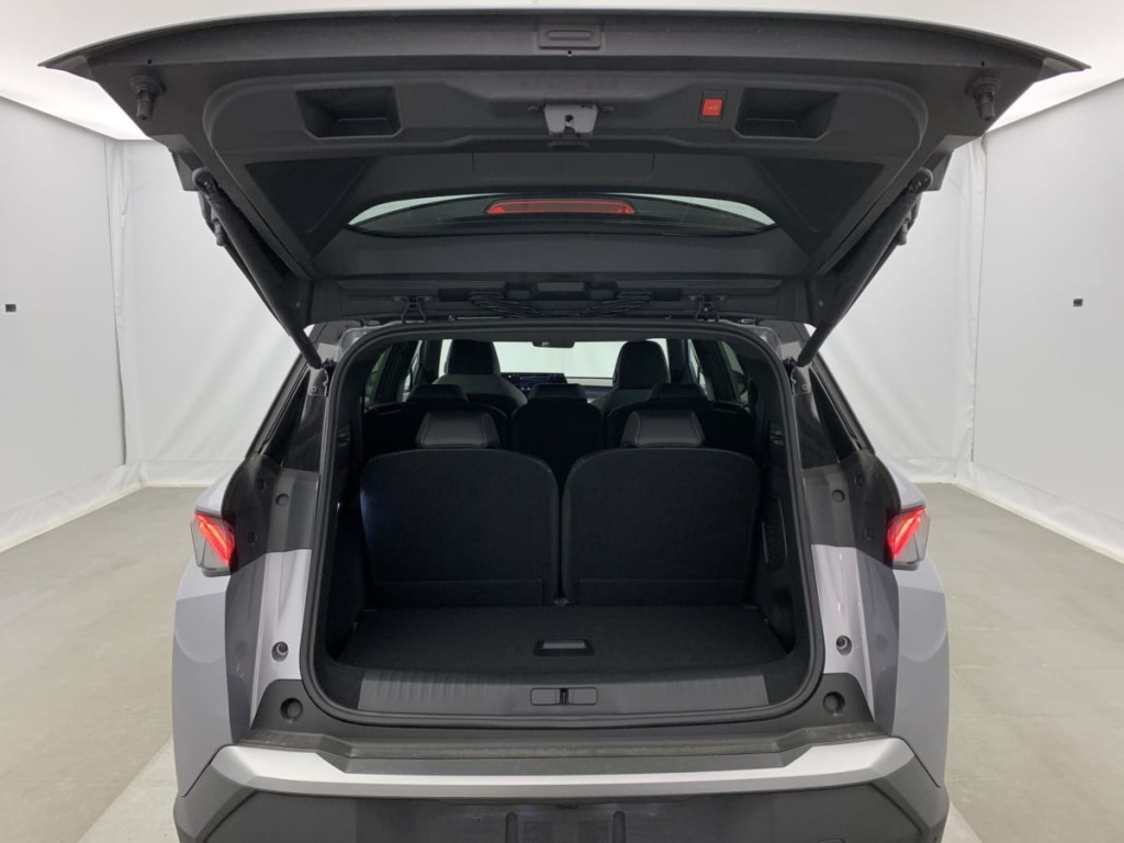 PEUGEOT 5008 Hybrid 145 e-DCS6 GT - ref: 1-375695 - Photo 13