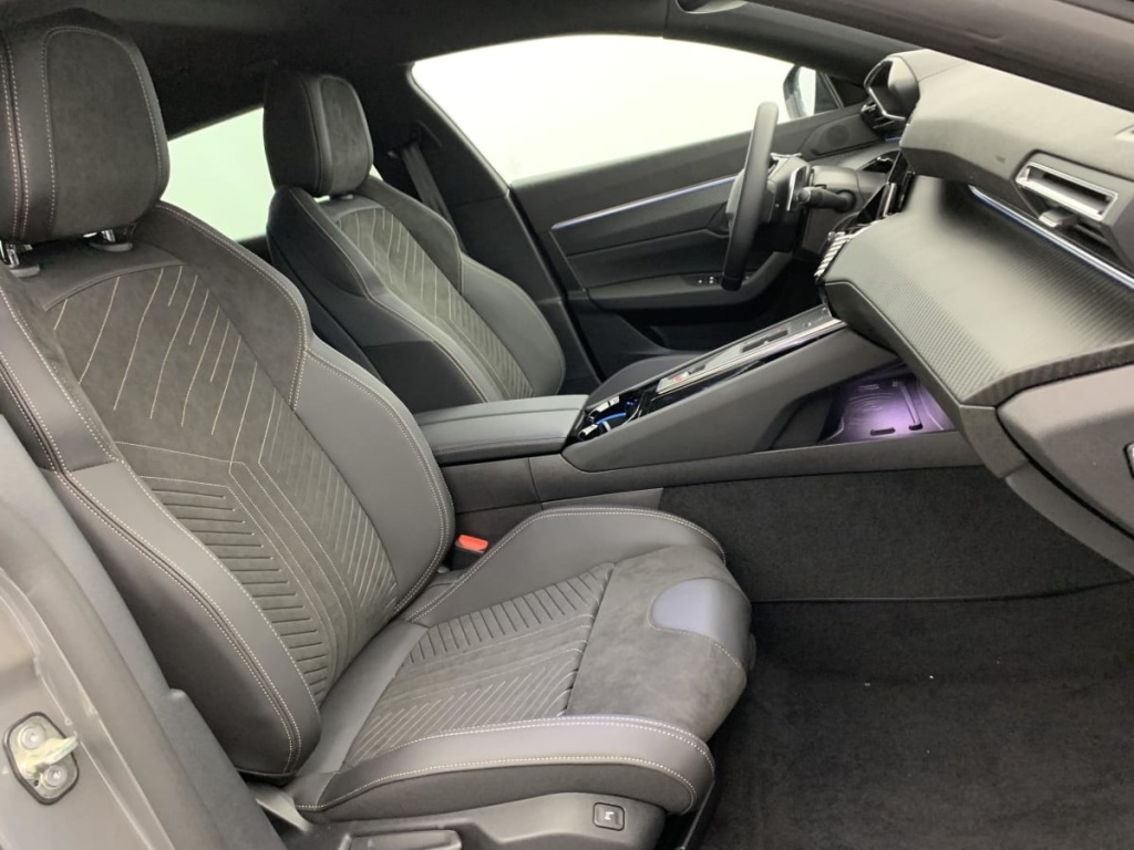 PEUGEOT 508 SW Hybrid 225 e-EAT8 Allure - ref: 1-375708 - Photo 9