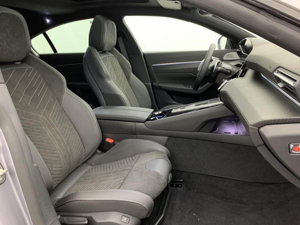 PEUGEOT 508 Hybrid 225 e-EAT8 Allure - ref: 1-375730 - Photo 9