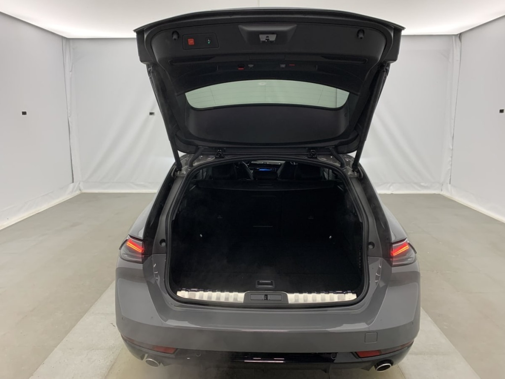 PEUGEOT 508 SW Hybrid 225 e-EAT8 Allure - ref: 1-375745 - Photo 11