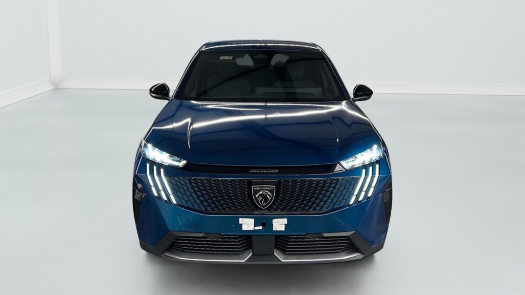 PEUGEOT 3008 Hybrid 145 e-DCS6 Allure - ref: 1-375792 - Photo 2