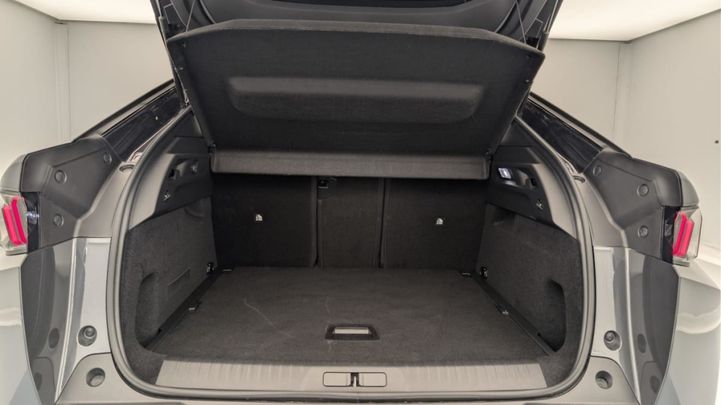 PEUGEOT 3008 Hybrid 145 e-DCS6 Allure - ref: 1-375796 - Photo 11