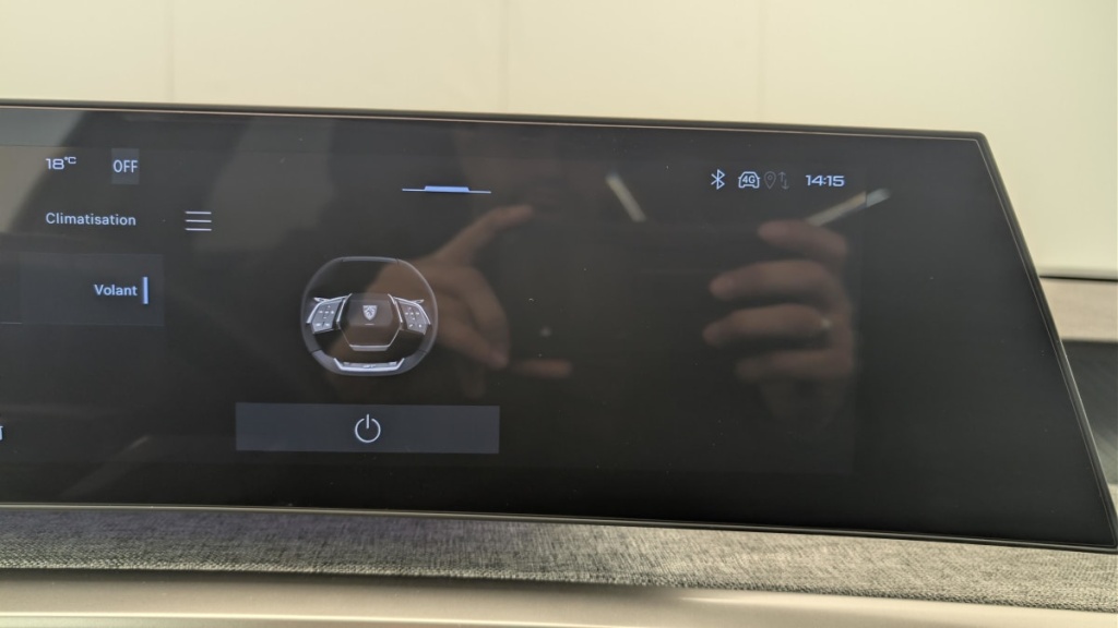 PEUGEOT 3008 Hybrid 145 e-DCS6 Allure - ref: 1-375796 - Photo 20