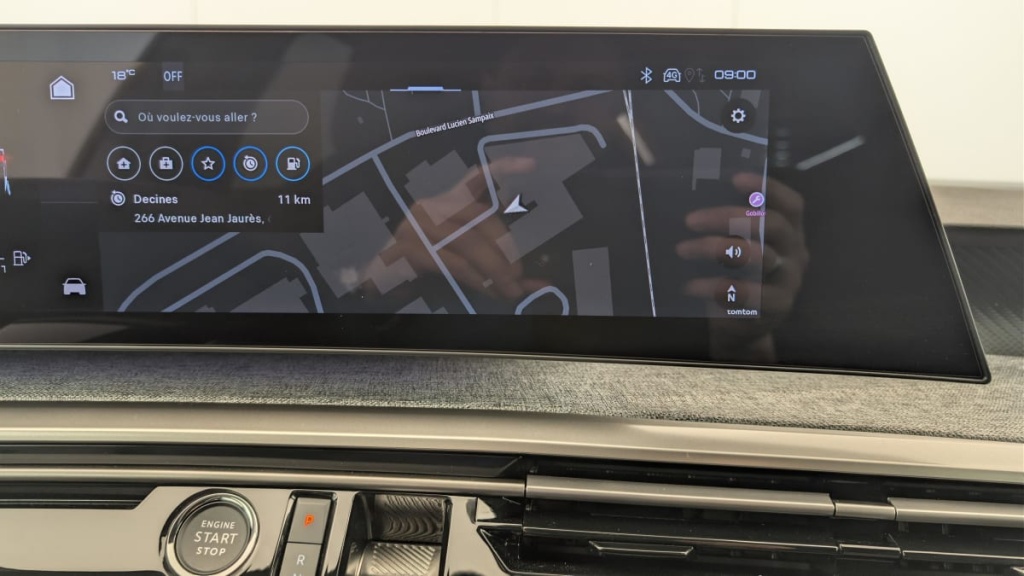 PEUGEOT 3008 Hybrid 145 e-DCS6 Allure - ref: 1-375801 - Photo 19