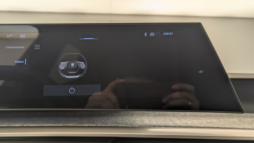 PEUGEOT 3008 Hybrid 145 e-DCS6 Allure - ref: 1-375815 - Photo 20