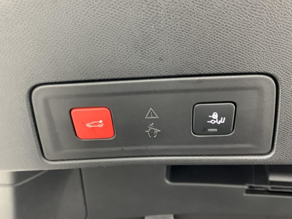 PEUGEOT 508 Hybrid 180 e-EAT8 Allure - ref: 1-375826 - Photo 18