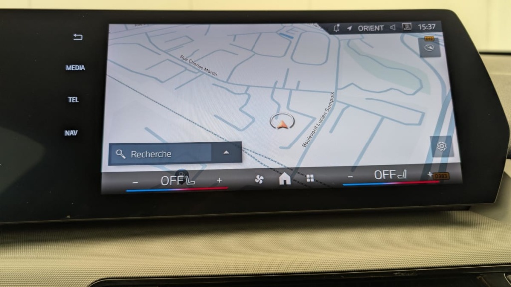 BMW X1 SDRIVE 18I 136CH DKG7 BUSINESS DESIGN - ref: 1-375909 - Photo 17