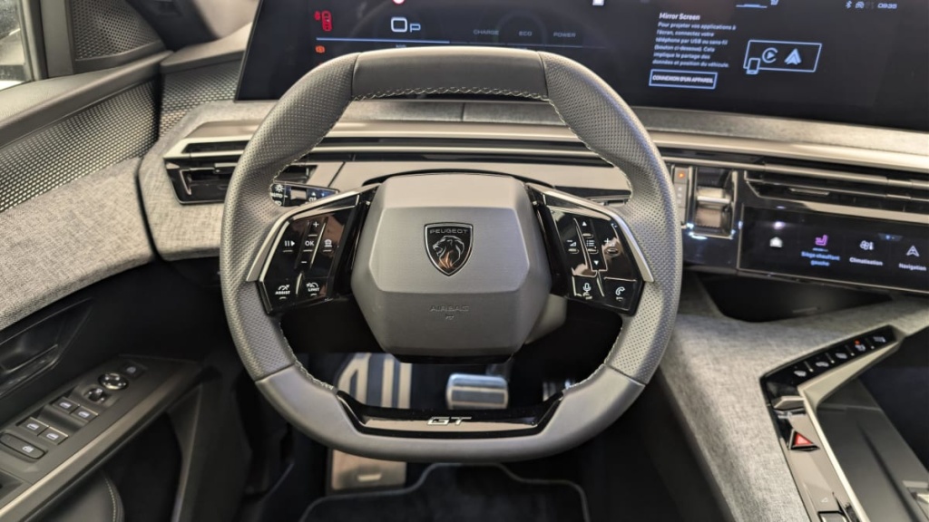 PEUGEOT 3008 Hybrid 145 e-DCS6 GT - ref: 1-376017 - Photo 14