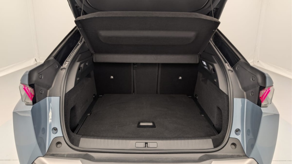 PEUGEOT 3008 Hybrid 145 e-DCS6 GT - ref: 1-376023 - Photo 11