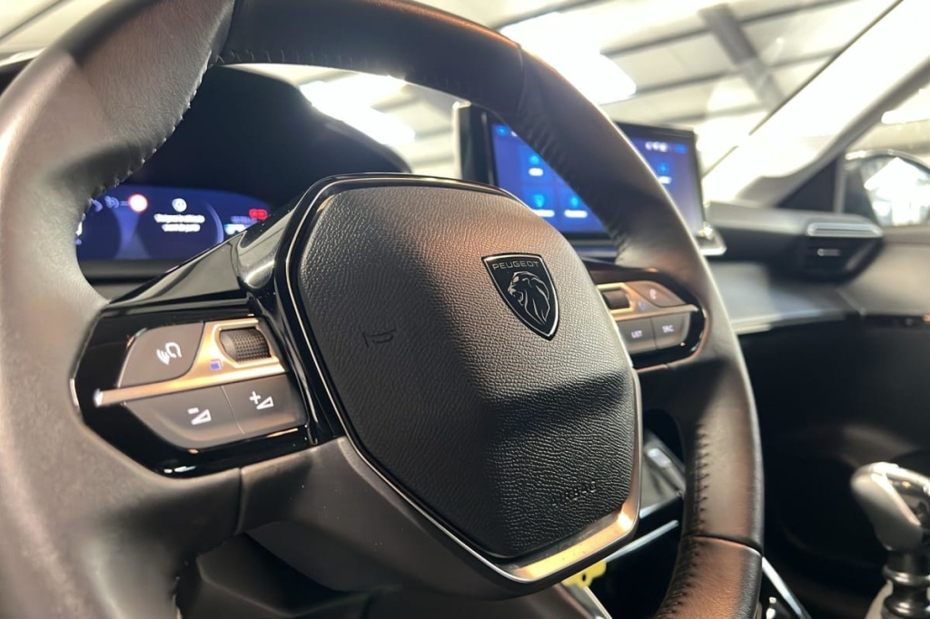 PEUGEOT 208 100 S S BVM6 Allure - ref: 1-376038 - Photo 15