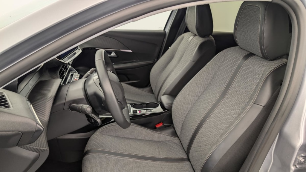 PEUGEOT 208 100 S S BVM6 Allure - ref: 1-376040 - Photo 16