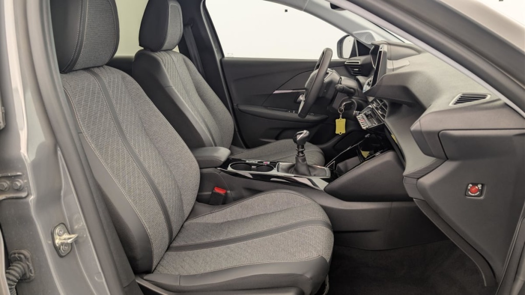 PEUGEOT 208 100 S S BVM6 Allure - ref: 1-376041 - Photo 9