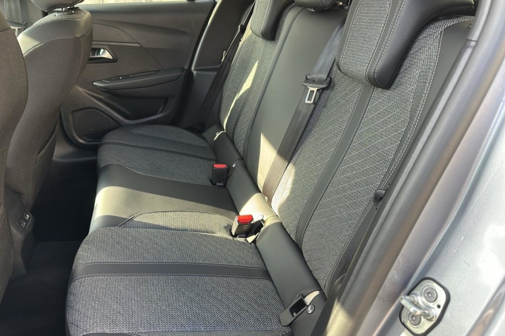 PEUGEOT 208 100 S S BVM6 Allure - ref: 1-376044 - Photo 10