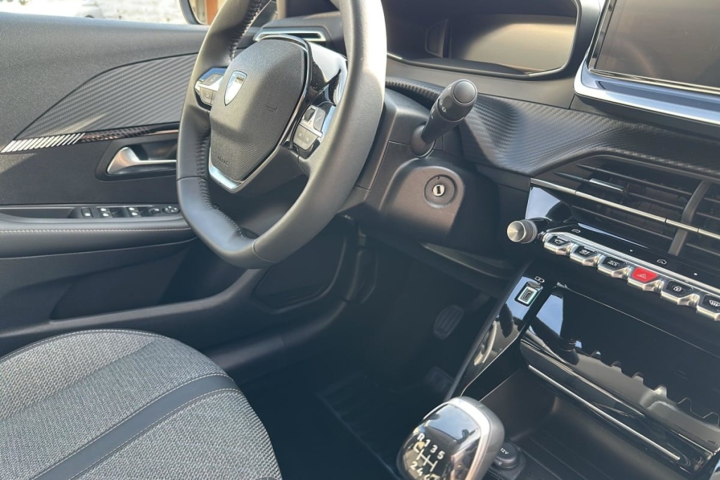 PEUGEOT 208 100 S S BVM6 Allure - ref: 1-376044 - Photo 15