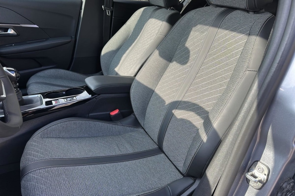 PEUGEOT 208 100 S S BVM6 Allure - ref: 1-376044 - Photo 9