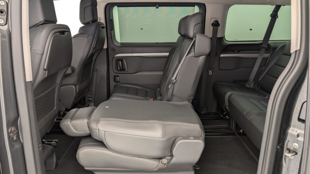 PEUGEOT Traveller Traveller XL Electrique 75 kWh 136 ch Business Pack - ref: 1-376066 - Photo 12