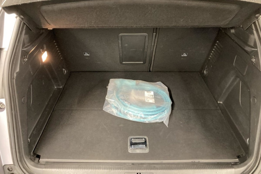 PEUGEOT 3008 Hybrid 180 e-EAT8 Allure Pack - ref: 1-376171 - Photo 11