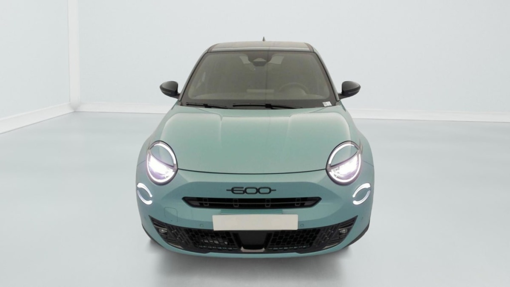 FIAT 600 T-Gen 3 1.2 Hybrid 145ch eDCT6 Sport - ref: 1-376212 - Photo 2