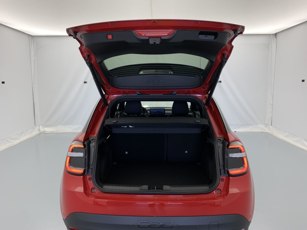 FIAT 600 T-Gen 3 1.2 Hybrid 145ch eDCT6 Sport - ref: 1-376229 - Photo 12