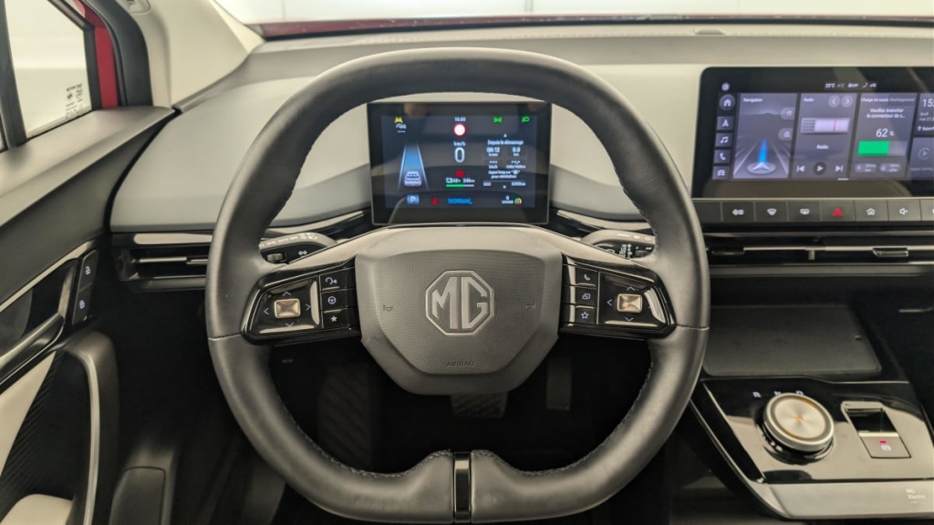 MG MG4 ELECTRIC 64KWH - 150 KW 2WD LUXURY - ref: 1-376746 - Photo 14