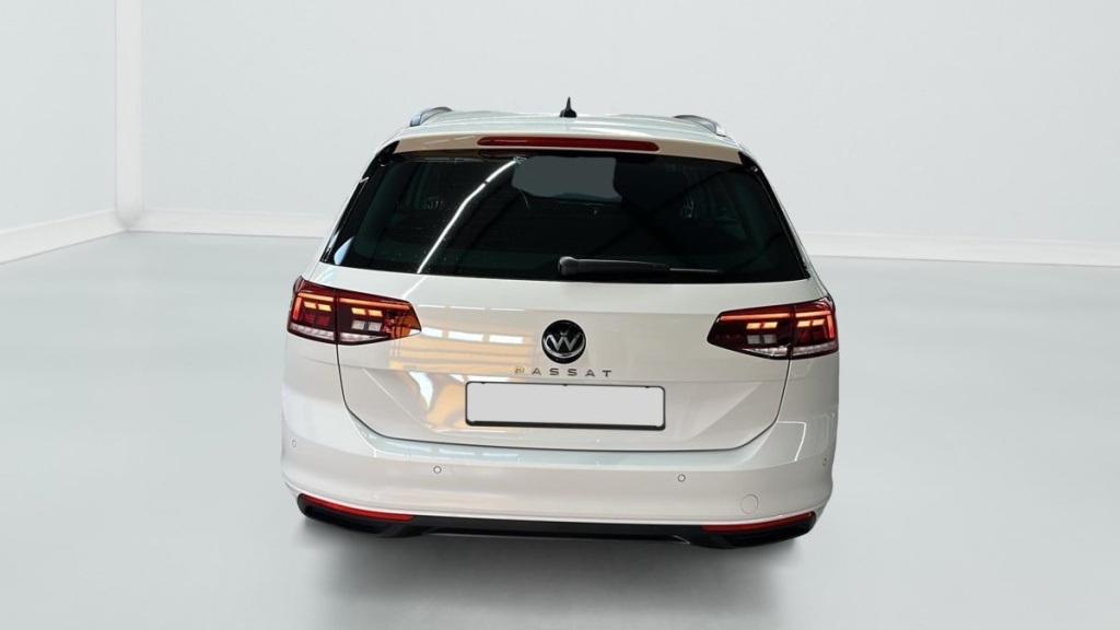 VOLKSWAGEN Passat SW 2.0 TDI EVO SCR 122 DSG7 Life Plus - ref: 1-377008 - Photo 6