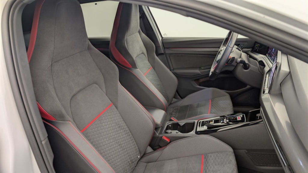 VOLKSWAGEN Golf 2.0 TSI 300 DSG7 GTI CLUBSPORT - ref: 1-377018 - Photo 9