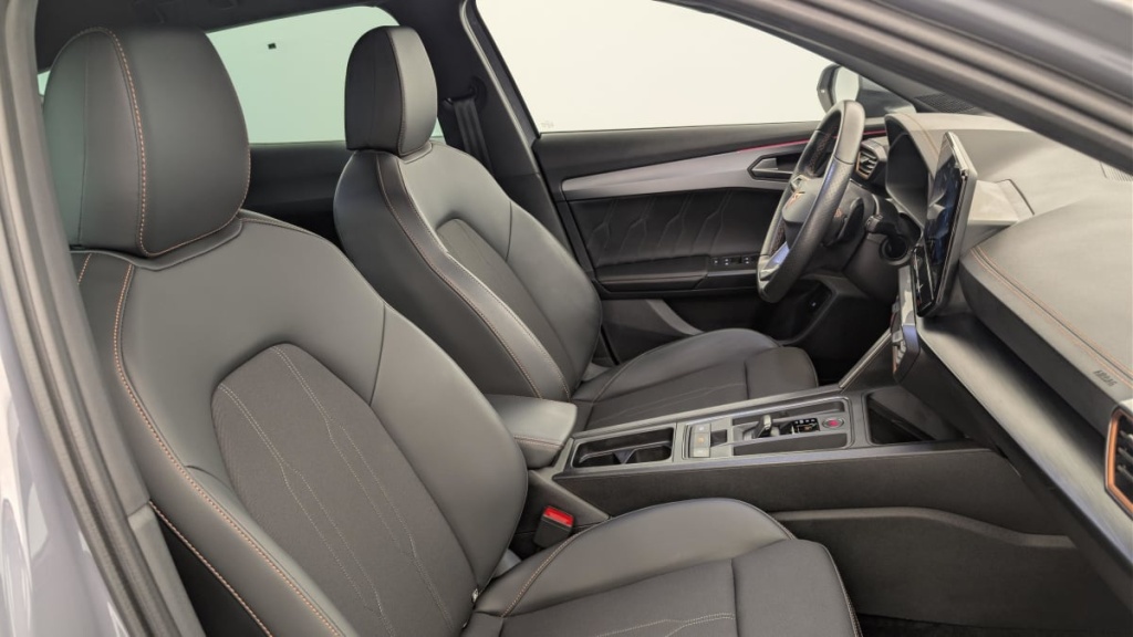 CUPRA Formentor 1.4 e-HYBRID 204 ch DSG6 Business Edition - ref: 1-377028 - Photo 9