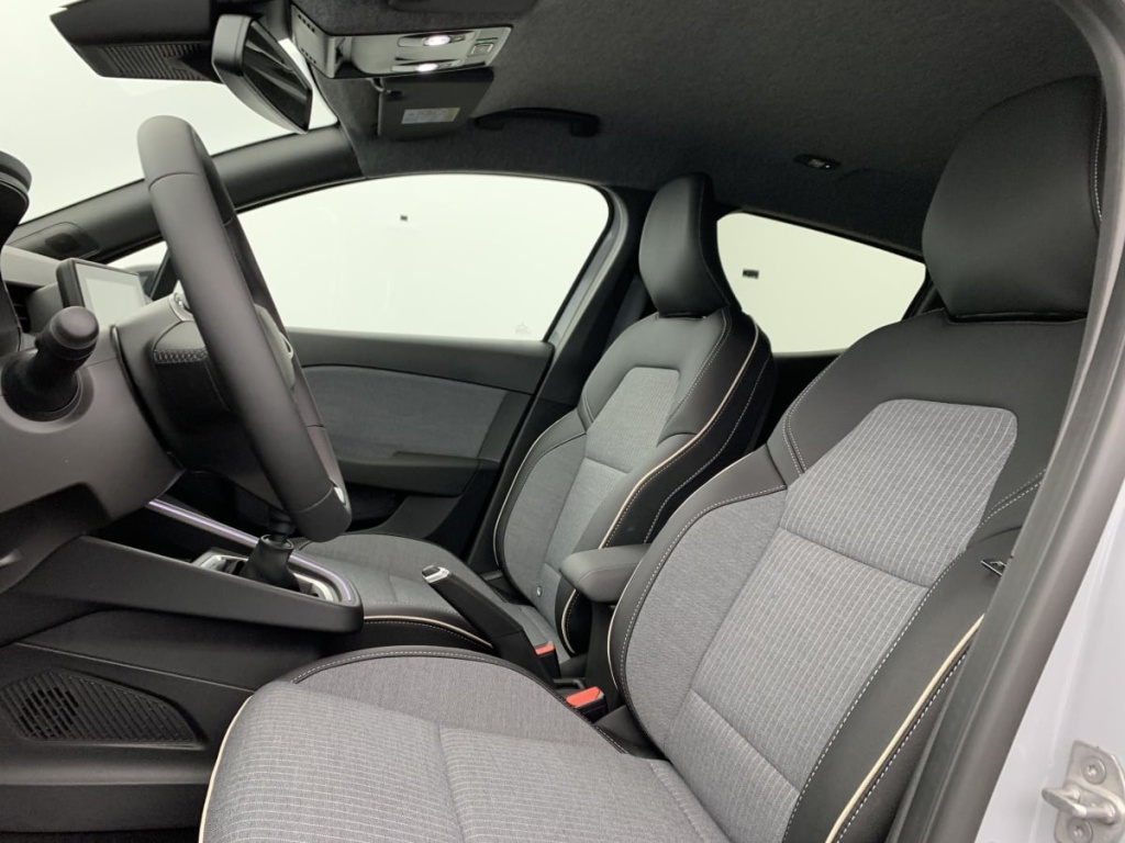 RENAULT Clio ECO-G 100 CH GSR2 TECHNO - ref: 1-377450 - Photo 17