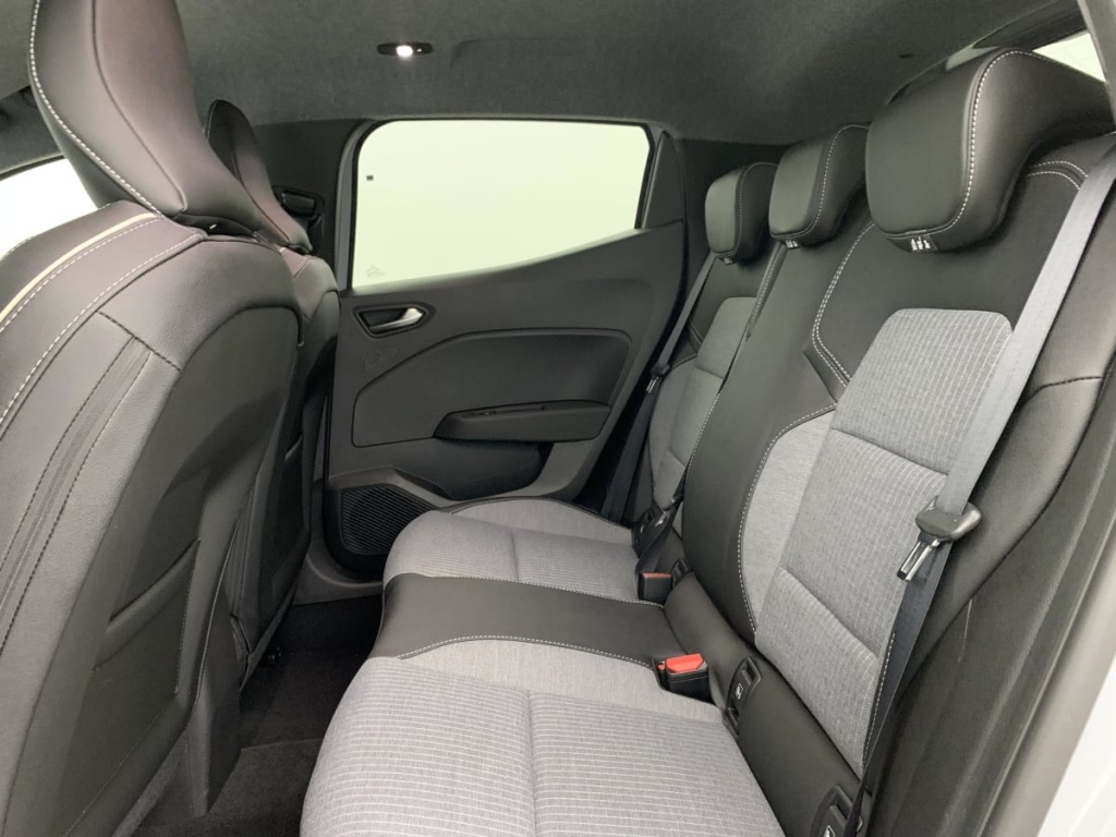 RENAULT Clio ECO-G 100 CH GSR2 TECHNO - ref: 1-377450 - Photo 18