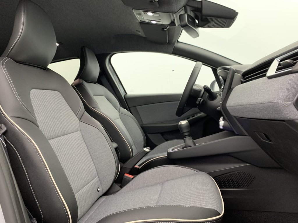 RENAULT Clio ECO-G 100 CH GSR2 TECHNO - ref: 1-377450 - Photo 9