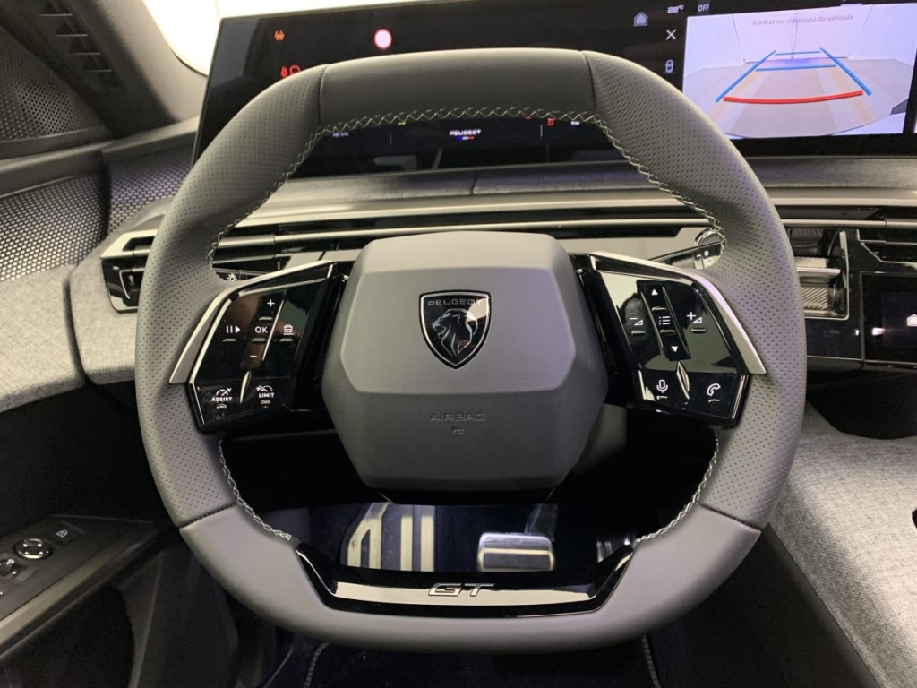 PEUGEOT 5008 Hybrid 145 e-DCS6 GT - ref: 1-377761 - Photo 14