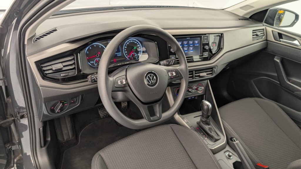 VOLKSWAGEN Polo 1.0 TSI 95 S S DSG7 - ref: 1-377780 - Photo 15