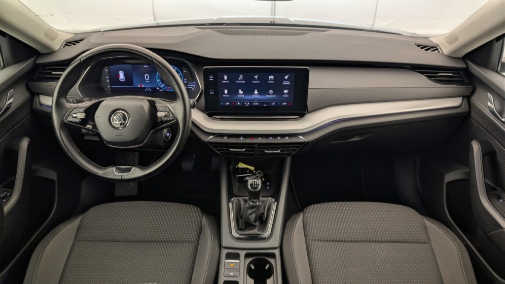 SKODA Octavia Combi 2.0 TDI 116 ch Ambition - ref: 1-377841 - Photo 13