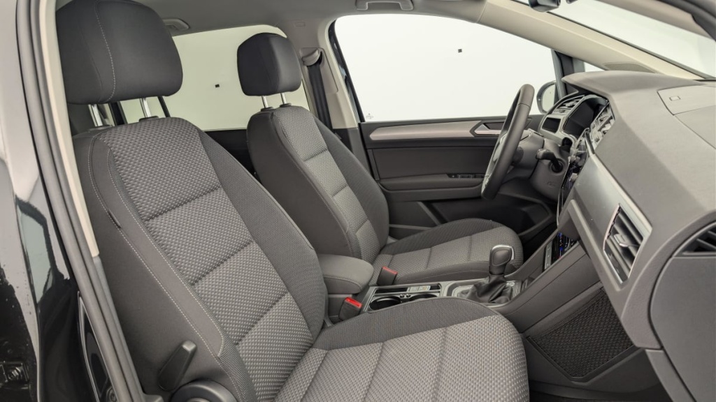 VOLKSWAGEN Touran 1.5 TSI EVO 150 DSG7 7pl VW Edition - ref: 1-377883 - Photo 9