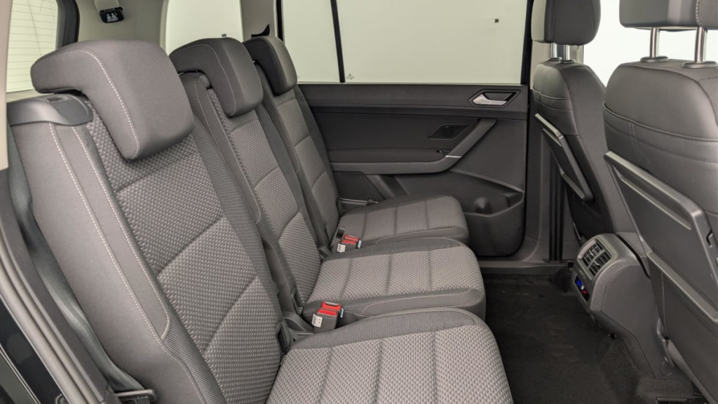 VOLKSWAGEN Touran 1.5 TSI EVO 150 DSG7 7pl VW Edition - ref: 1-377884 - Photo 10